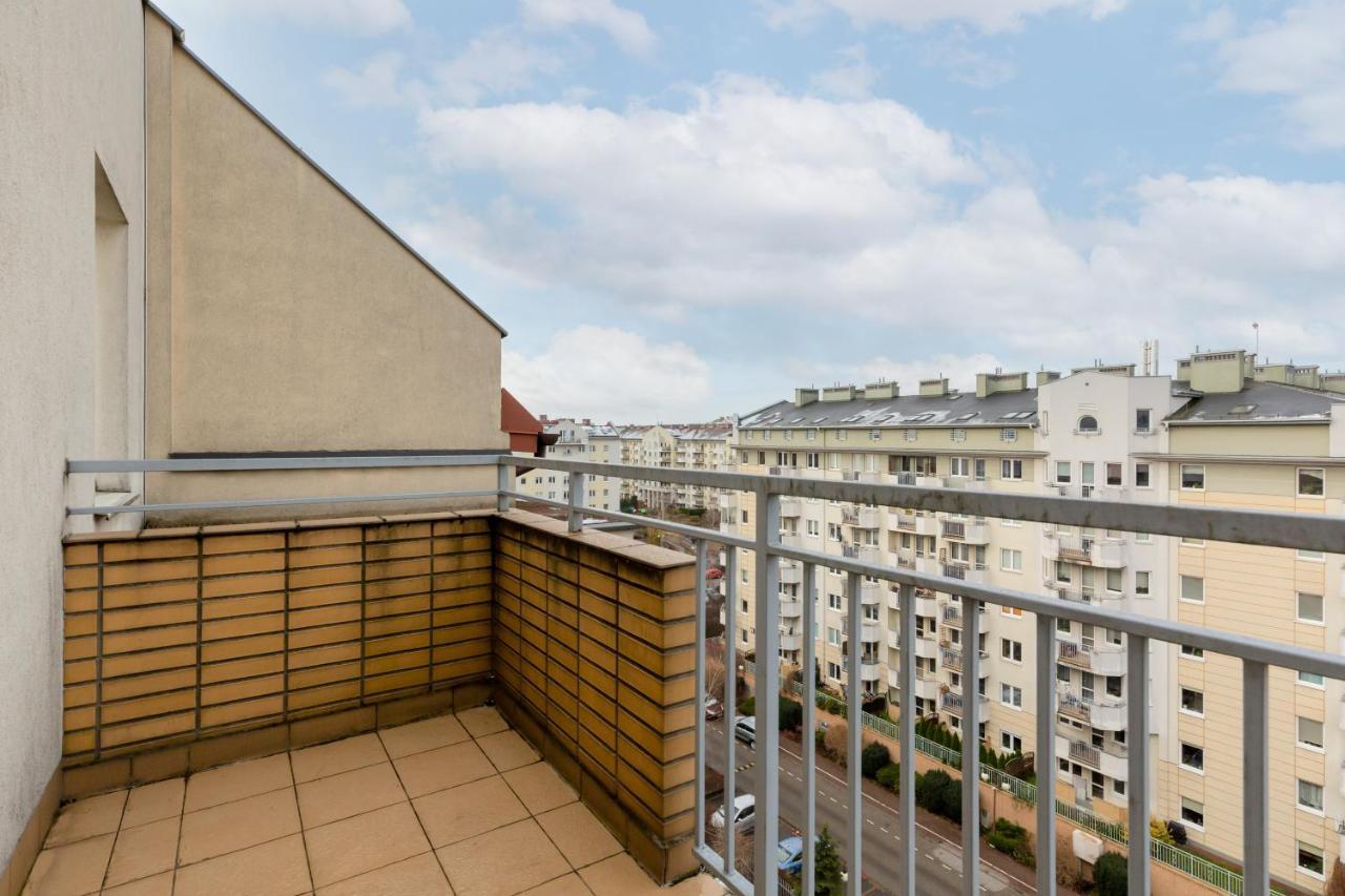 Apartments Chelmonskiego Warsaw Ursus By Noclegi Renters Exterior photo